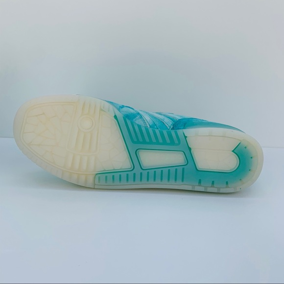 adidas RIVALRY LOW Men’s Hi-Res green/White/Gold - Picture 5 of 12